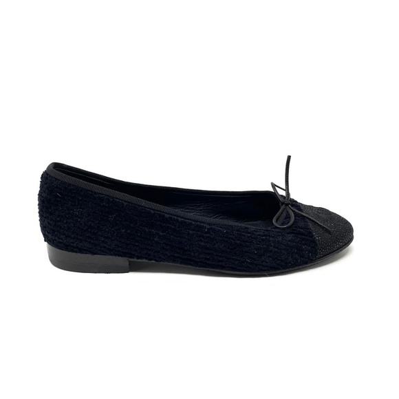 Chanel Velour Cap-Toe Flats - Picture 5 of 7